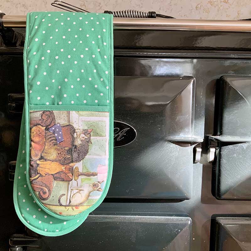 Cat House Oven Gloves