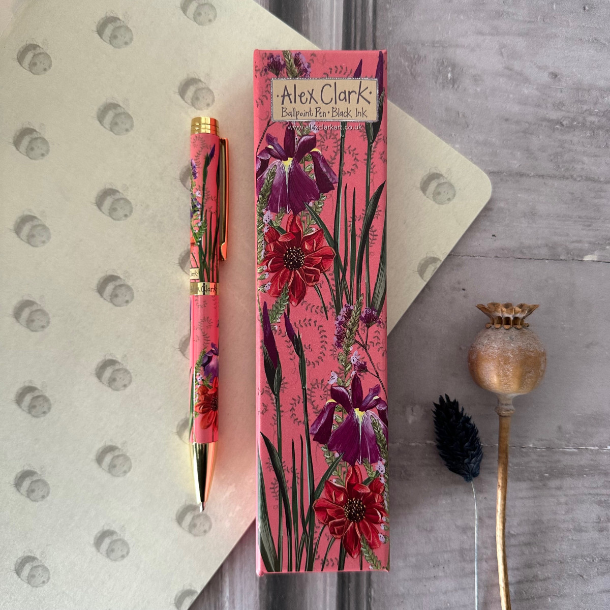 Dahlia Pen